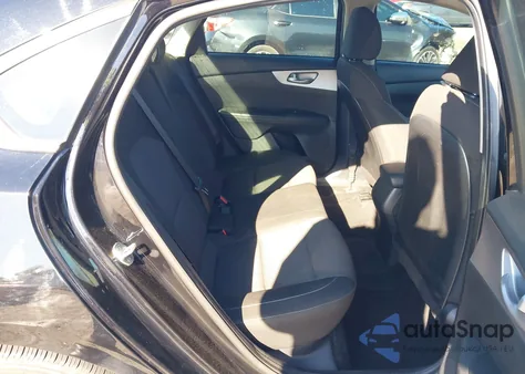 2022 Kia Forte Lxs из США, поврежденный, VIN 3KPF24AD5NE481584